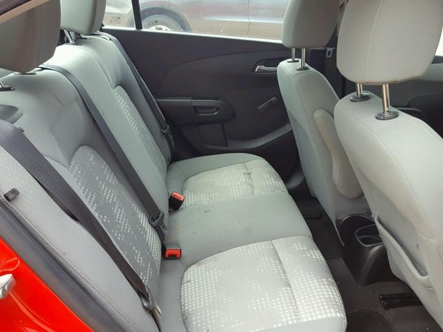 1G1JA5SH7C4215544 - 2012 CHEVROLET SONIC LS 红色 照片 6