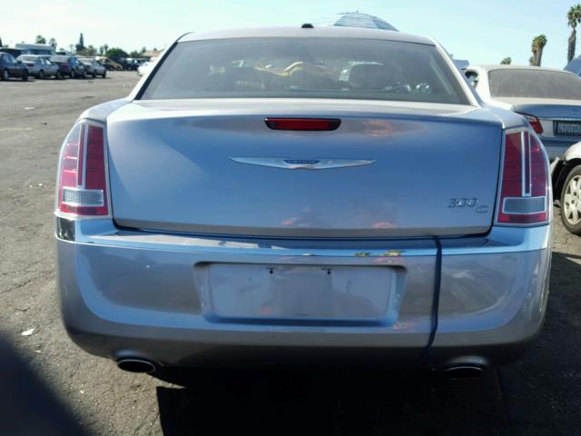 2C3CCAEG2EH382426 - 2014 CHRYSLER 300C SILVER photo 10