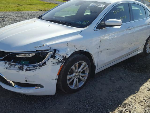 1C3CCCAG3HN511027 - 2017 CHRYSLER 200 LIMITE WHITE photo 9