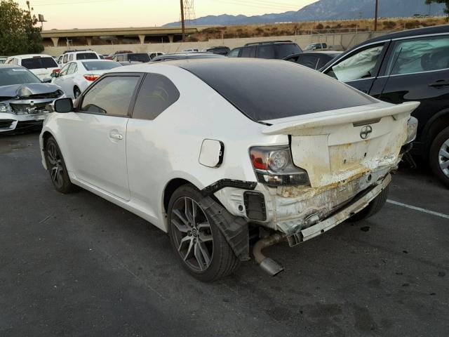 JTKJF5C71FJ012369 - 2015 TOYOTA SCION TC WHITE photo 3