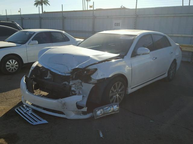 4T1BK3DB6BU392960 - 2011 TOYOTA AVALON BAS WHITE photo 2