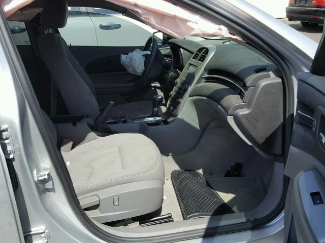 1G11A5SA7GU142930 - 2016 CHEVROLET MALIBU LIM 银色 照片 5