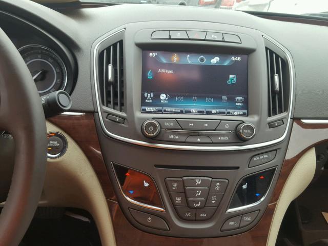 2G4GP5EX9G9156675 - 2016 BUICK REGAL PREM WHITE photo 9