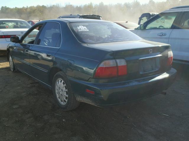 1HGCD5652TA252639 - 1996 HONDA ACCORD GREEN photo 3