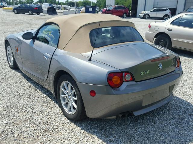 4USBT33584LS53364 - 2004 BMW Z4 2.5 GRAY photo 3