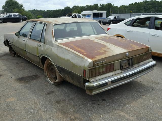 2G7AL69H1D1722724 - 1983 PONTIAC PARISIENNE GRAY photo 3