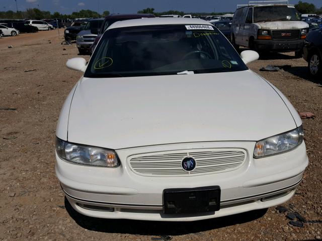 2G4WB55KX21110262 - 2002 BUICK REGAL LS WHITE photo 9