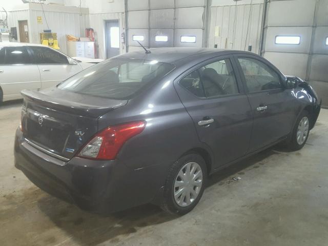 3N1CN7AP5FL886608 - 2015 NISSAN VERSA S GRAY photo 4