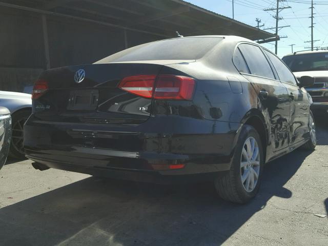 3VWD17AJ7FM353823 - 2015 VOLKSWAGEN JETTA SE Qara foto 4