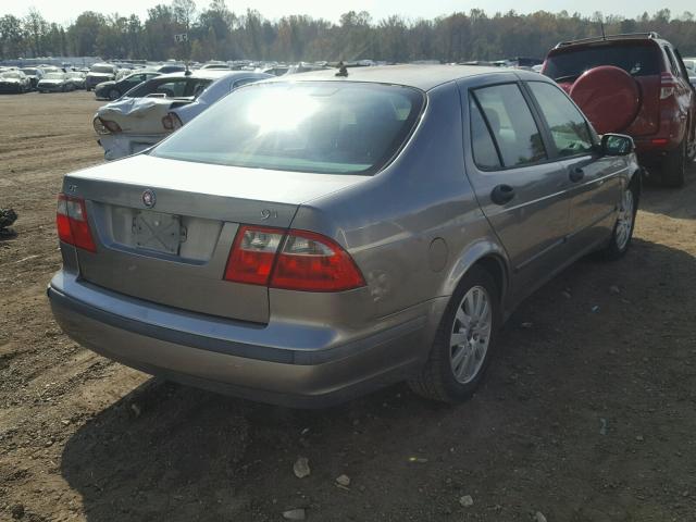 YS3EB49E833030526 - 2003 SAAB 9-5 LINEAR SILVER photo 4