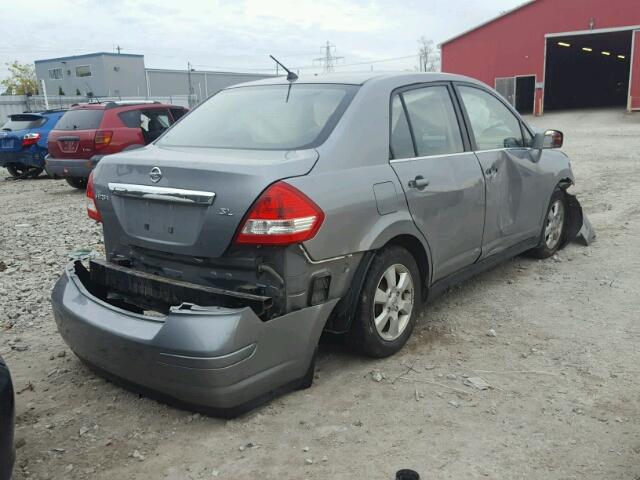 3N1BC11E47L423972 - 2007 NISSAN VERSA S GRAY photo 4