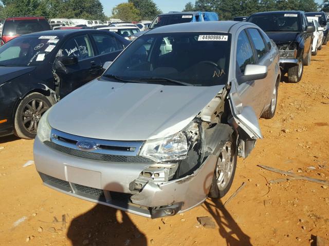 1FAHP36N19W245389 - 2009 FORD FOCUS SES SILVER photo 2