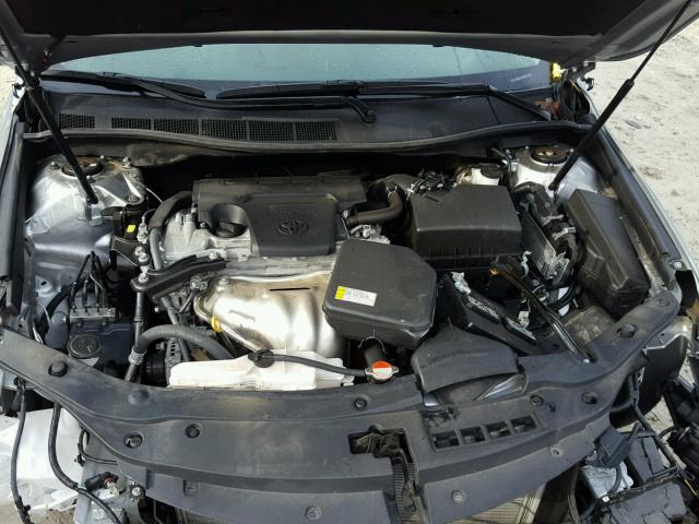 4T4BF1FKXGR525187 - 2016 TOYOTA CAMRY LE GRAY photo 7