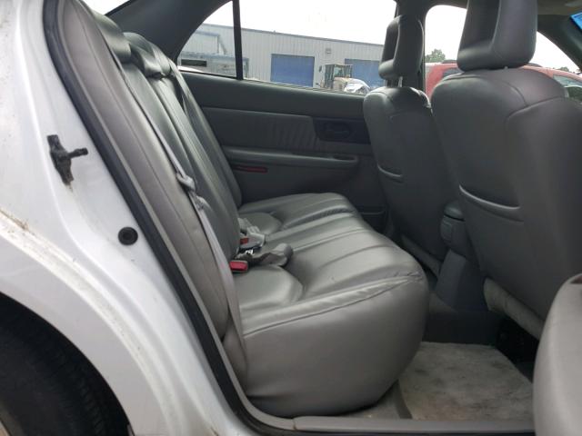 2G4WF5213W1505759 - 1998 BUICK REGAL GS WHITE photo 6