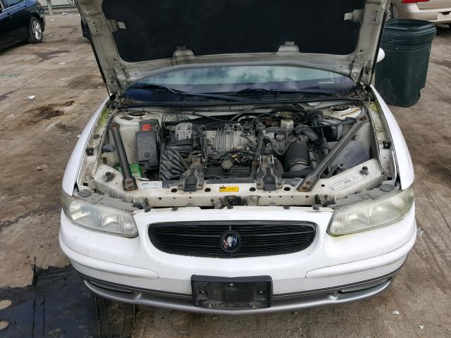 2G4WF5213W1505759 - 1998 BUICK REGAL GS WHITE photo 7