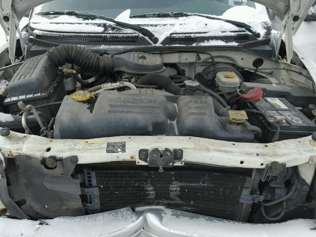 1B7FL46X22S538137 - 2002 DODGE DAKOTA SLT WHITE photo 7