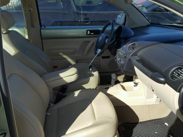 3VWPW31C78M502498 - 2008 VOLKSWAGEN NEW BEETLE 绿色 照片 5