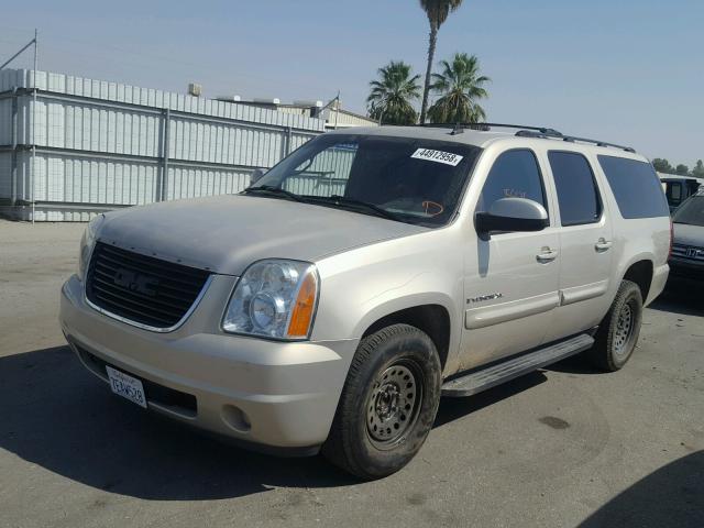 1GKFC16067J176672 - 2007 GMC YUKON XL C GOLD photo 2