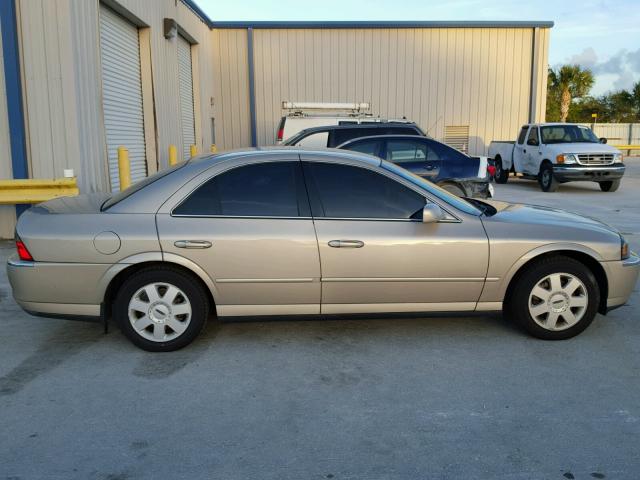 1LNHM86SX4Y686114 - 2004 LINCOLN LS 金色 照片 9