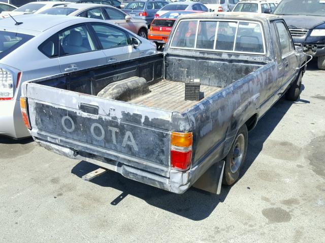 JT4RN70D9H0040030 - 1987 TOYOTA PICKUP XTR GRAY photo 4