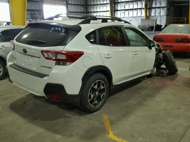 JF2GTABC3JH250579 - 2018 SUBARU CROSSTREK WHITE photo 4