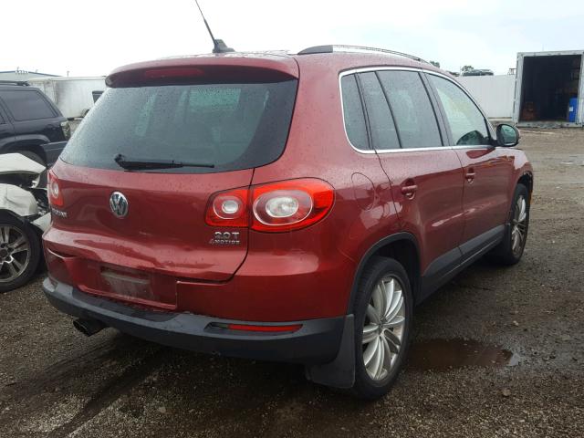 WVGBV75N99W501711 - 2009 VOLKSWAGEN TIGUAN SE RED photo 4