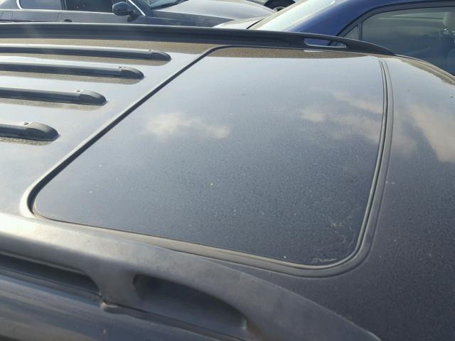 JF1SF6556WG760017 - 1998 SUBARU FORESTER S BLACK photo 9