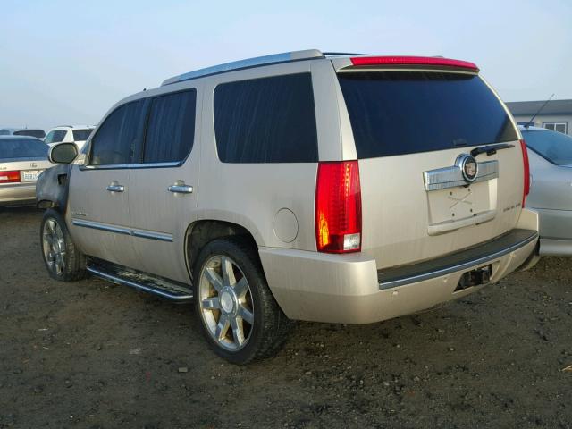 1GYFK63808R236612 - 2008 CADILLAC ESCALADE SILVER photo 3