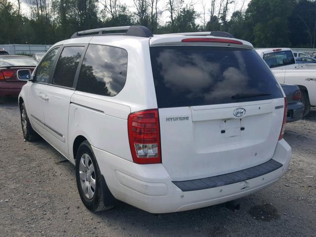 KNDMC233686046032 - 2008 HYUNDAI ENTOURAGE WHITE photo 3