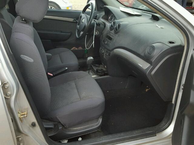 KL1TD566X7B100834 - 2007 CHEVROLET AVEO BASE SILVER photo 5