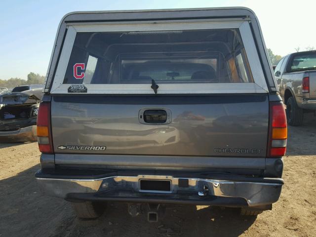 2GCEK19T0Y1286239 - 2000 CHEVROLET SILVERADO GRAY photo 9