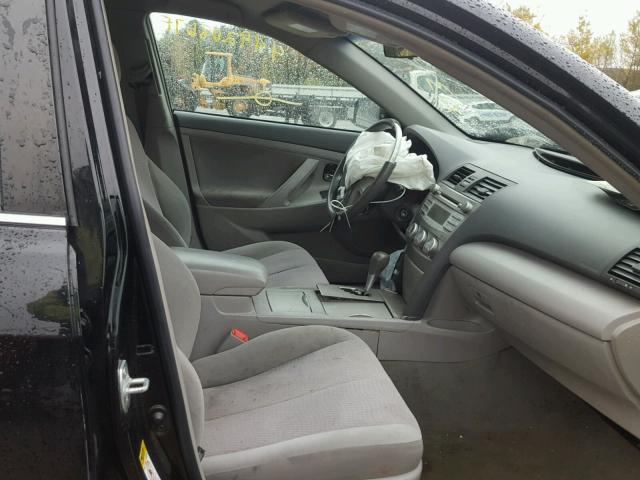 4T1BF3EK7BU773574 - 2011 TOYOTA CAMRY BASE BLACK photo 5