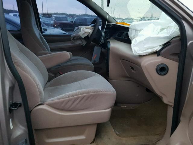 2FMDA514XTBB52797 - 1996 FORD WINDSTAR W TAN photo 5