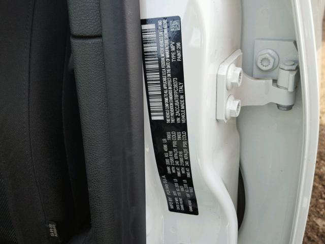 ZACCJBAT8FPC38373 - 2015 JEEP RENEGADE S 白色 照片 10