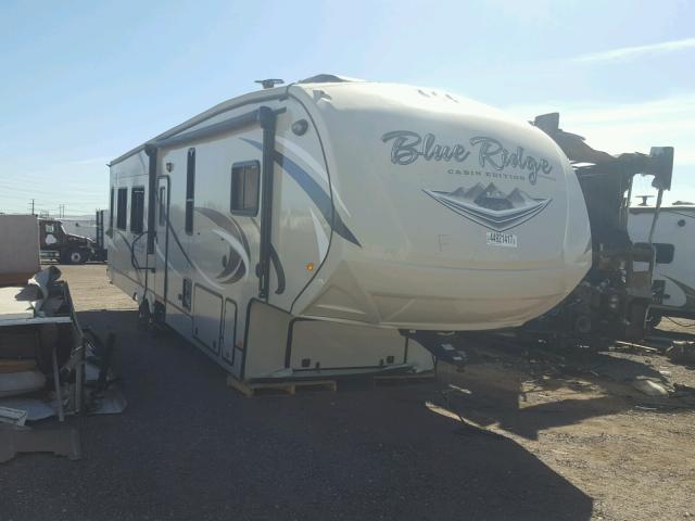 4X4FBLP22HG102684 - 2017 BLUE MOTORHOME BEIGE photo 1