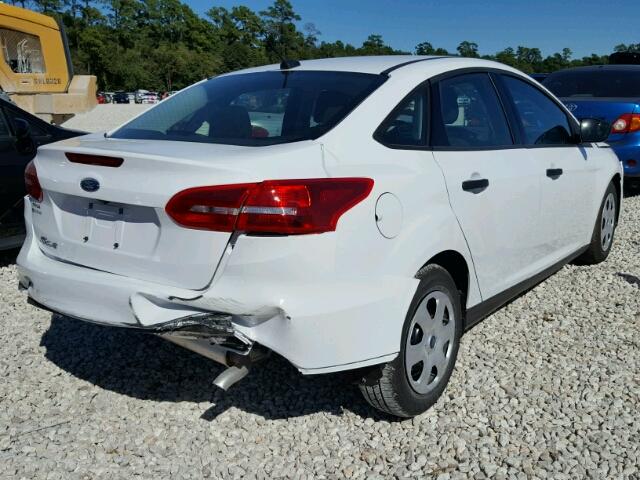 1FADP3E29HL332639 - 2017 FORD FOCUS S WHITE photo 4