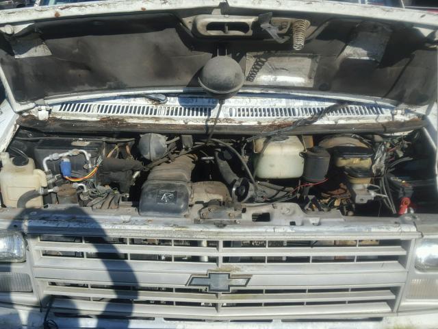 1GCEG25K0K7144701 - 1989 CHEVROLET G20 WHITE photo 7