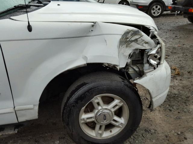 1FMZU73K94ZA42567 - 2004 FORD EXPLORER X 白色 照片 9