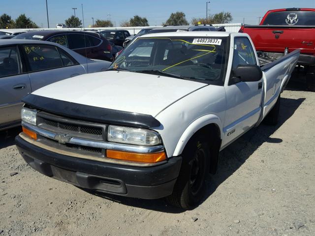 1GCCS14W628210036 - 2002 CHEVROLET S TRUCK S1 WHITE photo 2