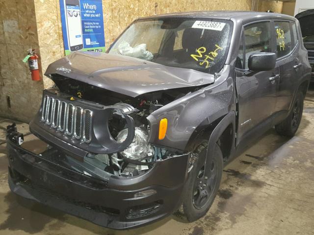 ZACCJBAB8HPF82750 - 2017 JEEP RENEGADE S GRAY photo 2