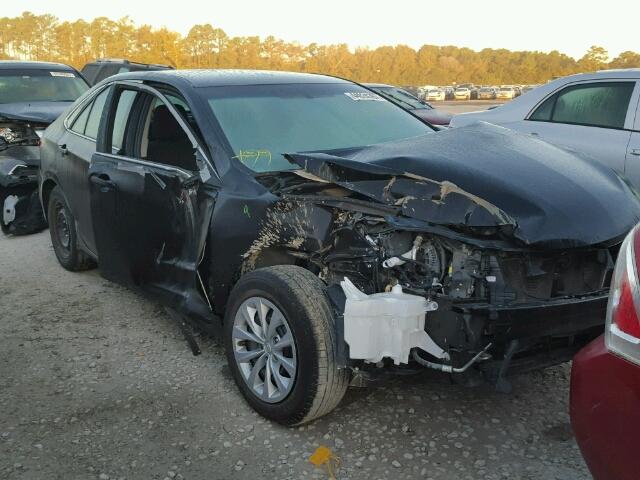 4T4BF1FK5FR491562 - 2015 TOYOTA CAMRY LE 黑色 照片 1