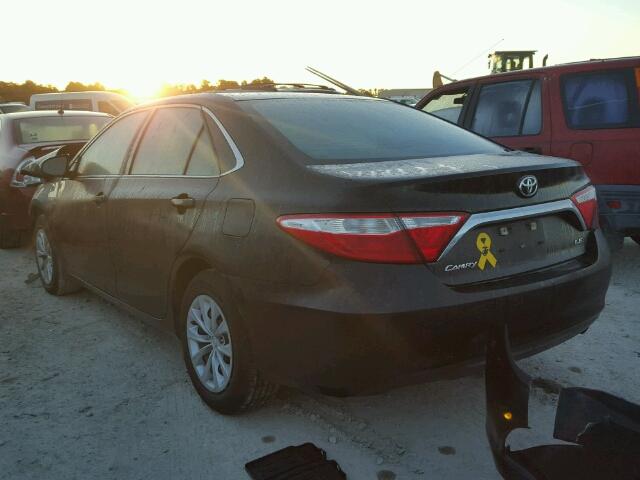 4T4BF1FK5FR491562 - 2015 TOYOTA CAMRY LE BLACK photo 3