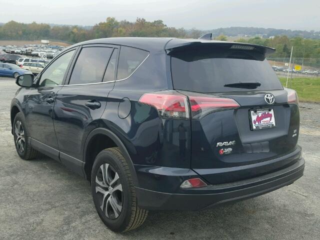 JTMBFREV0HJ170557 - 2017 TOYOTA RAV4 LE Mavi foto 3