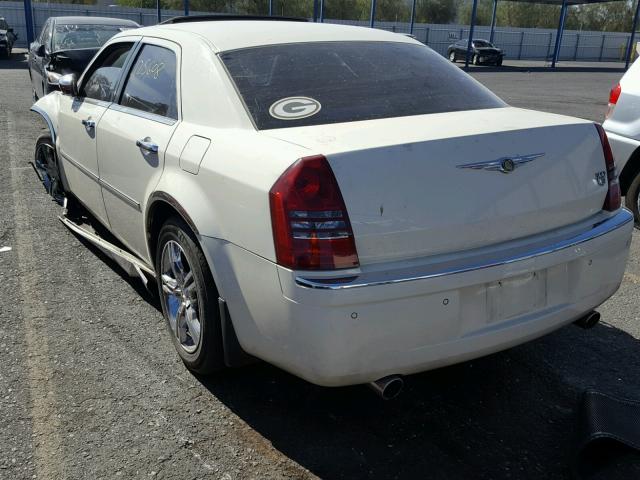 2C3AA63H05H501905 - 2005 CHRYSLER 300C WHITE photo 3