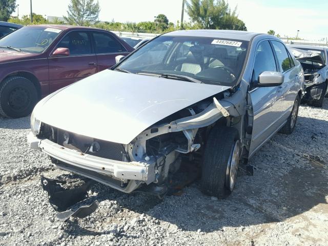 1HGCM56897A059663 - 2007 HONDA ACCORD EX SILVER photo 2