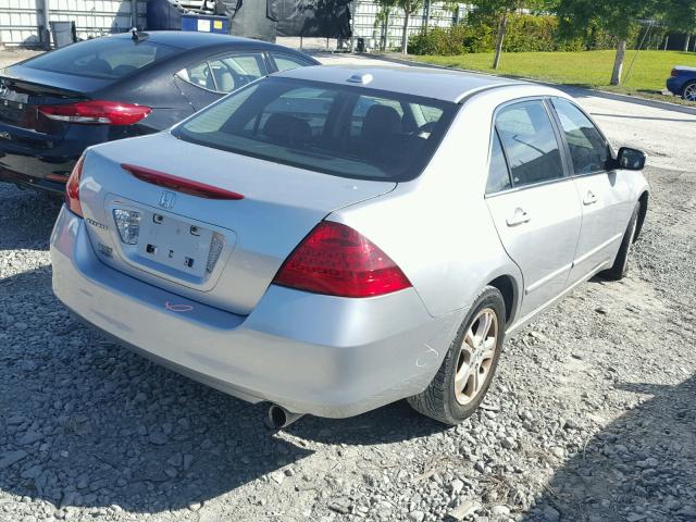 1HGCM56897A059663 - 2007 HONDA ACCORD EX SILVER photo 4