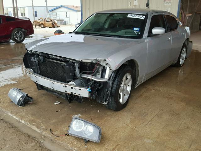 2B3CA4CD2AH214809 - 2010 DODGE CHARGER SILVER photo 2