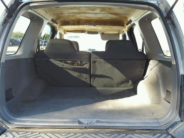 5N1ED28Y32C571026 - 2002 NISSAN XTERRA XE SILVER photo 9