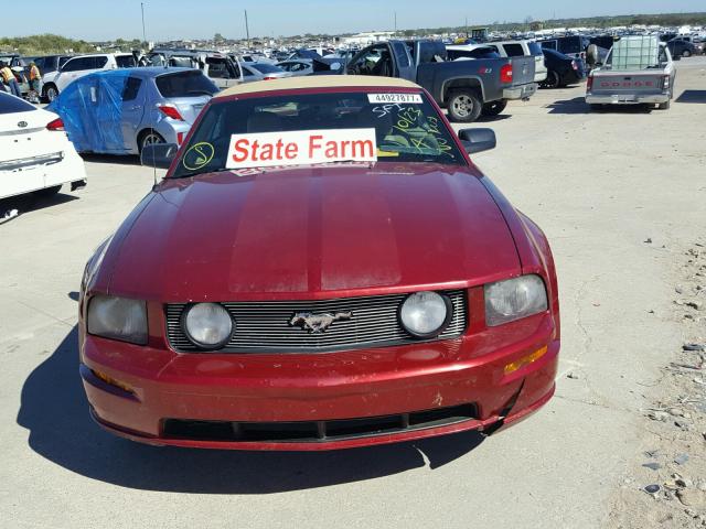 1ZVHT85HX65259076 - 2006 FORD MUSTANG GT RED photo 9