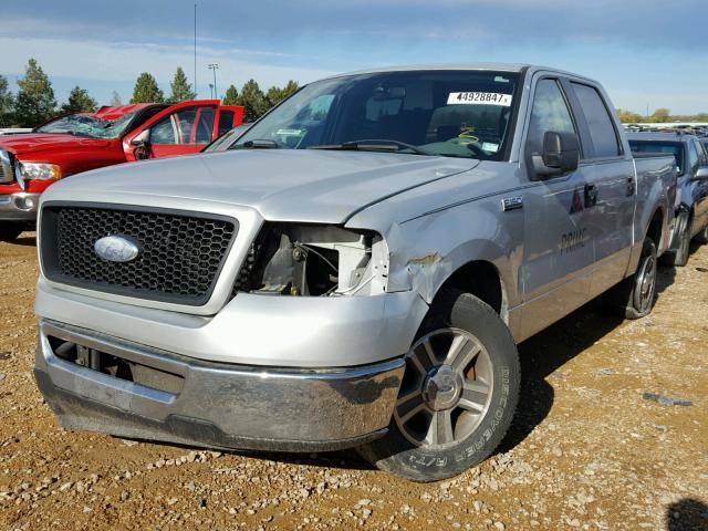 1FTRW12W26FB31322 - 2006 FORD F150 SILVER photo 2